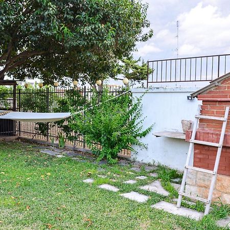 Villa Ardigo - Camera O Appartamento Bari Bagian luar foto