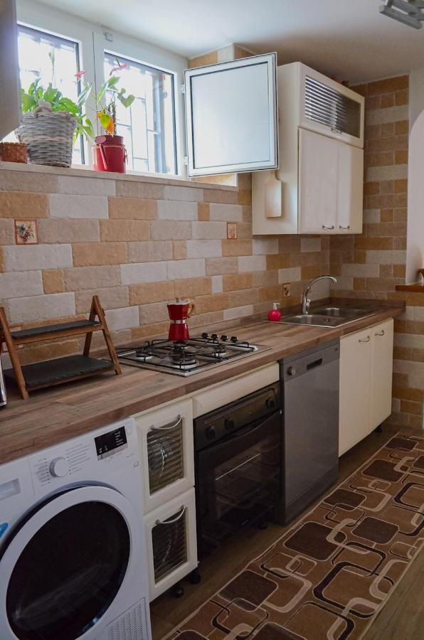 Villa Ardigo - Camera O Appartamento Bari Bagian luar foto