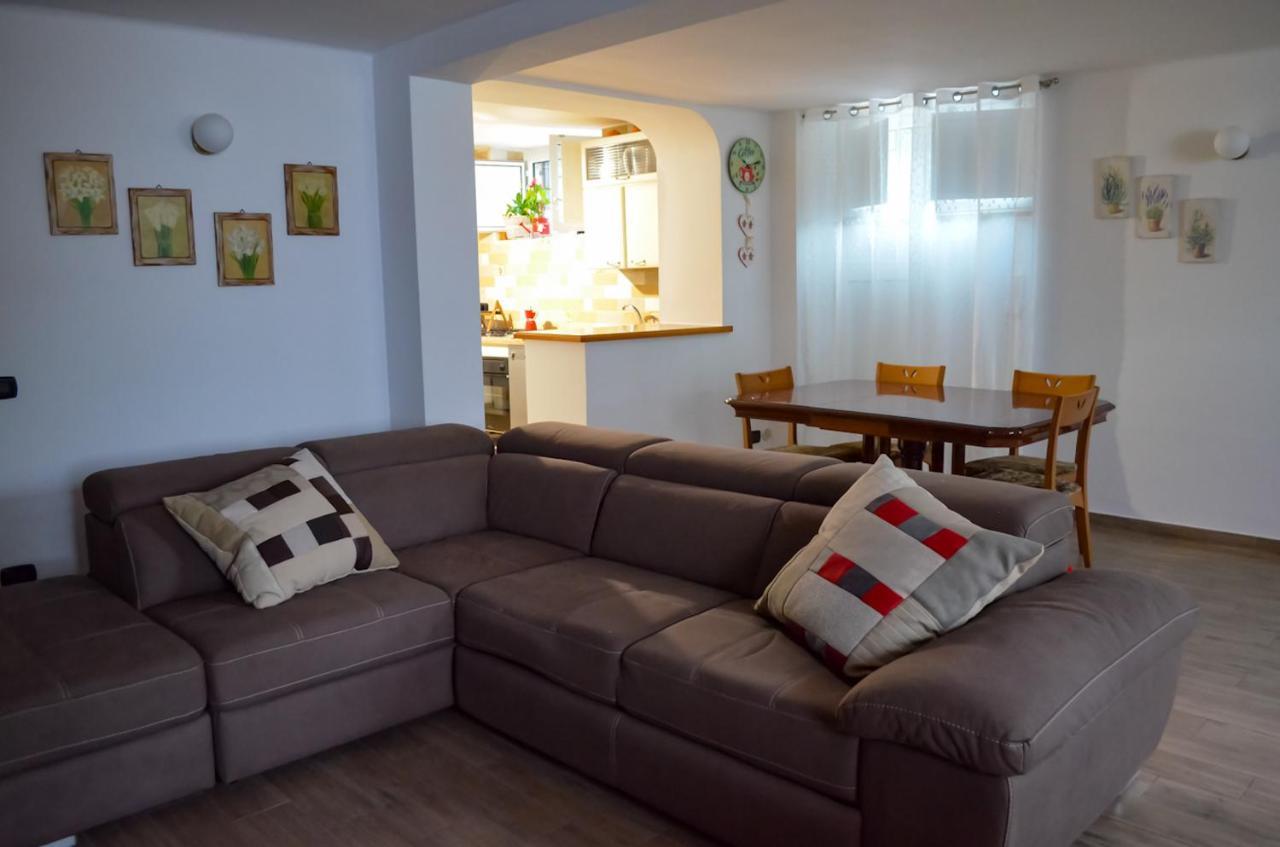 Villa Ardigo - Camera O Appartamento Bari Bagian luar foto