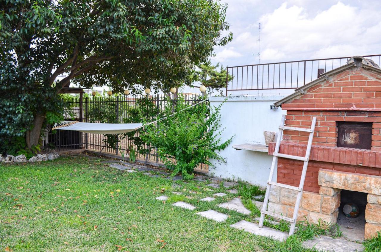 Villa Ardigo - Camera O Appartamento Bari Bagian luar foto