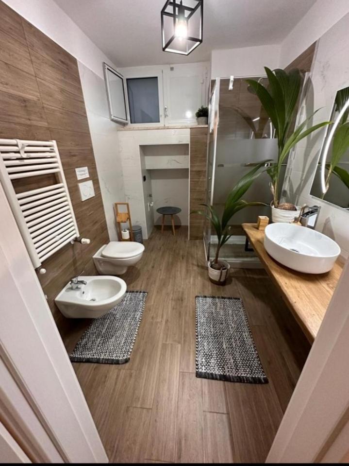 Villa Ardigo - Camera O Appartamento Bari Bagian luar foto